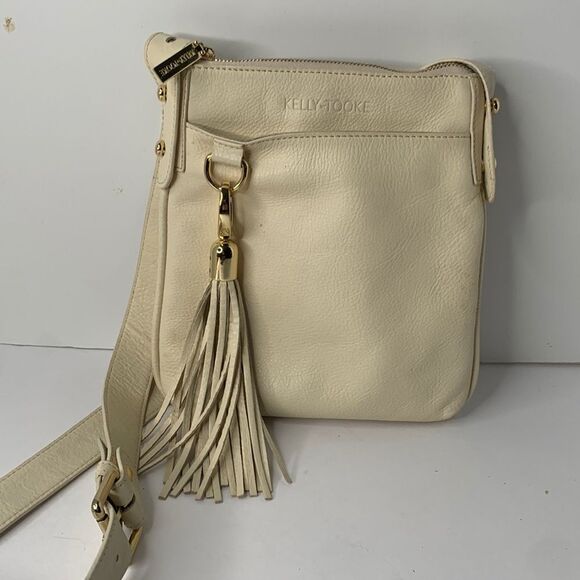 Kelly Tooke cream leather tasseled charm keychain crossbody bag - Picture 2 of 10